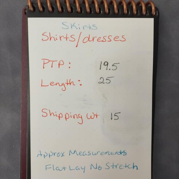 Weekends by Chico's Women's L Green 3/4 Sleeve‎ Pullover Sweatshirt Style Top - Picture 4 of 10